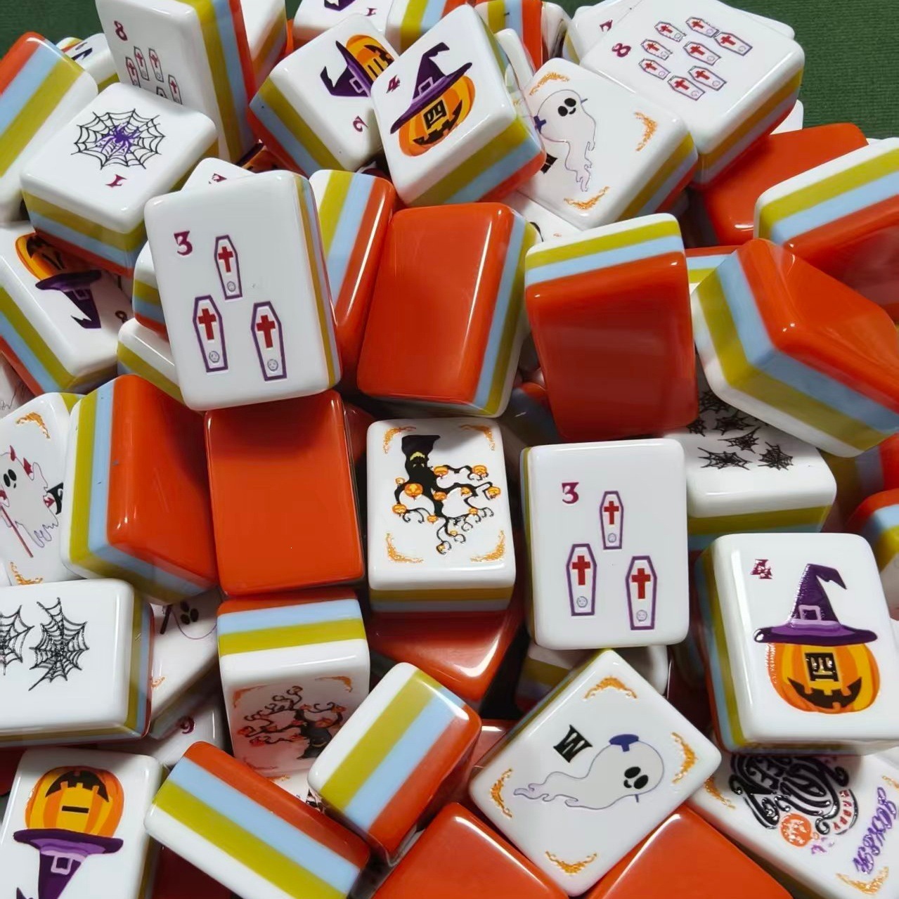 Board Game Web - Halloween-Thema Amerikanisches Mahjong-Set 160-teilig Acryl-Mahjong-Steine Original